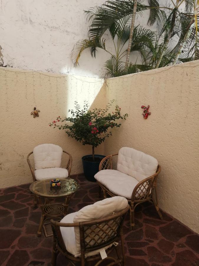 Casa Dahlia 2 Acomodação com café da manhã Mazatlán Exterior foto
