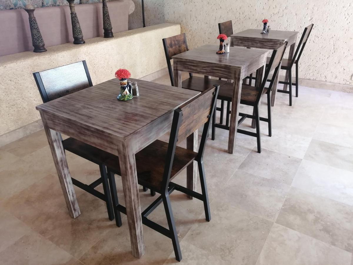 Casa Dahlia 2 Acomodação com café da manhã Mazatlán Exterior foto
